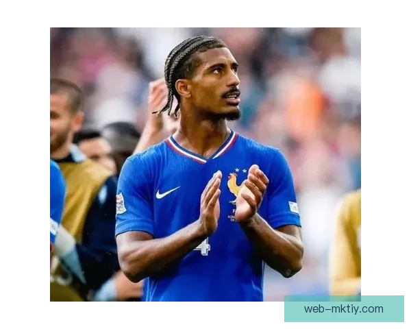 罗马诺曝罗伯逊渴望加盟热刺快