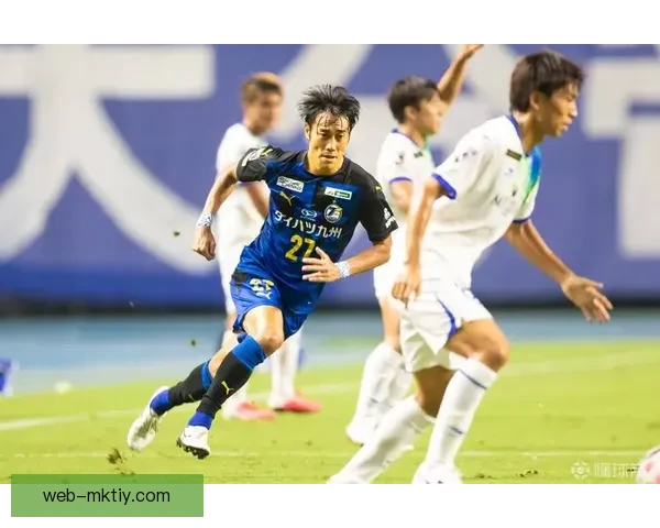 克拉马拉头槌建功神户半场追平